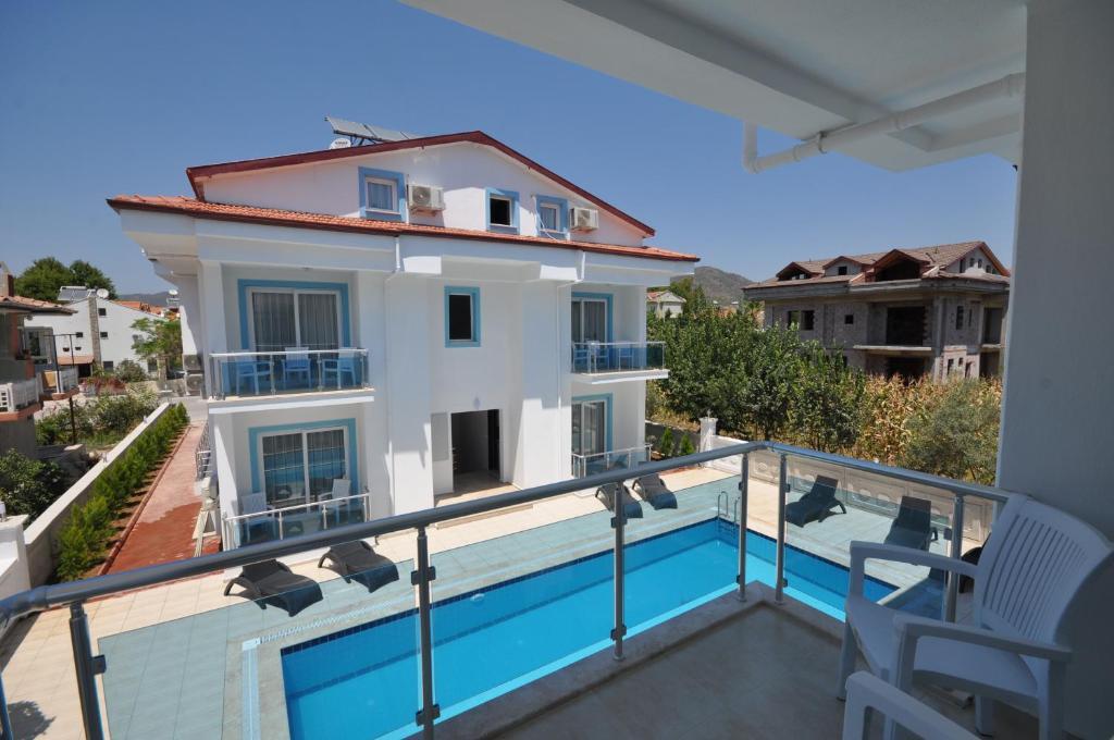 Manolya Apart Hotel Fethiye Exterior photo