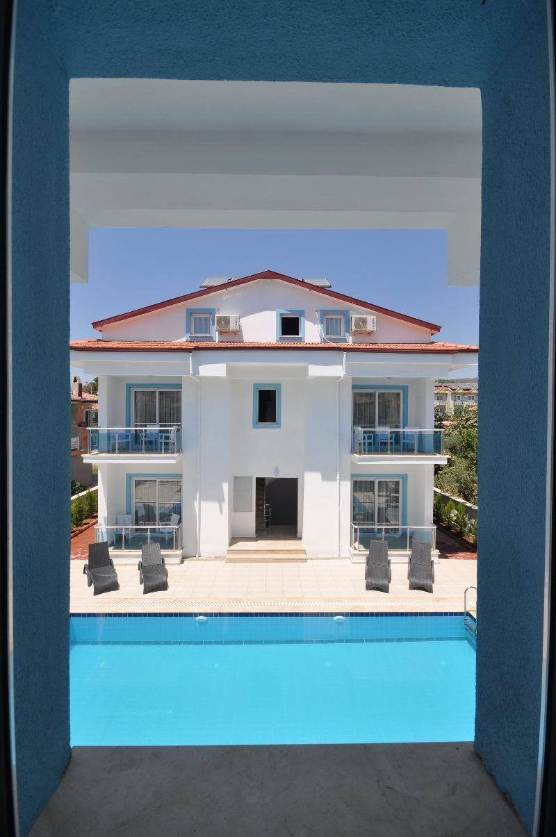 Manolya Apart Hotel Fethiye Exterior photo